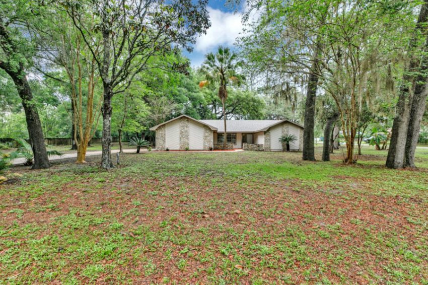 1001 Timber Lane 002