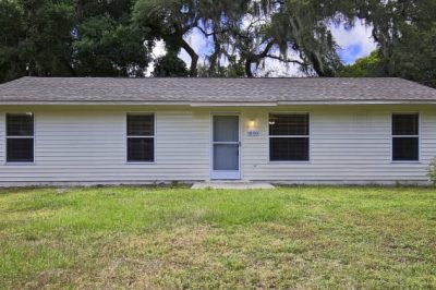 1090 East Voorhis - 1