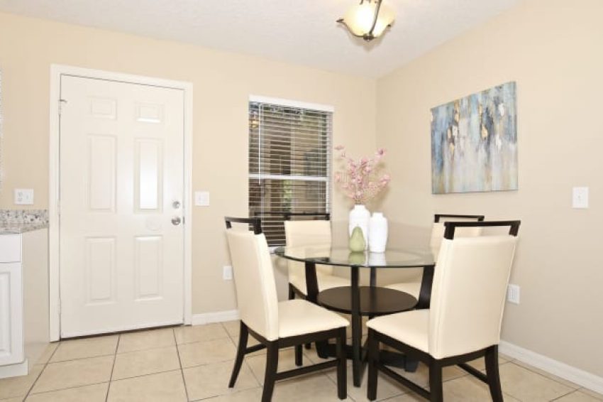 1090 East Voorhis - 12