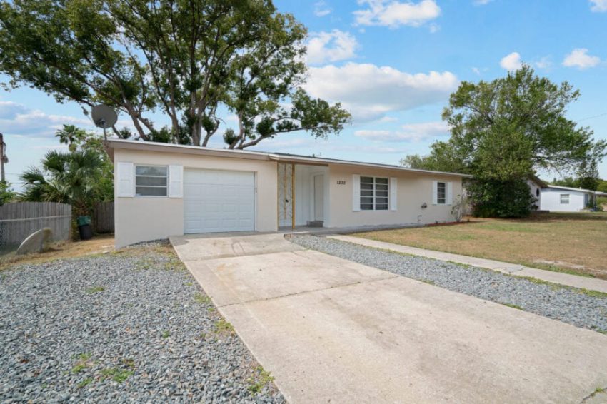 1232 Whitewood Dr-1