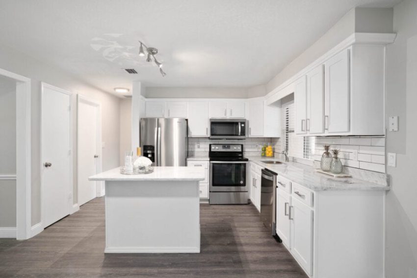 1347 Grace View Ct-11