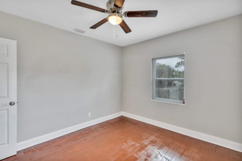 1827 20th St. S Saint Petersburg, FL 019