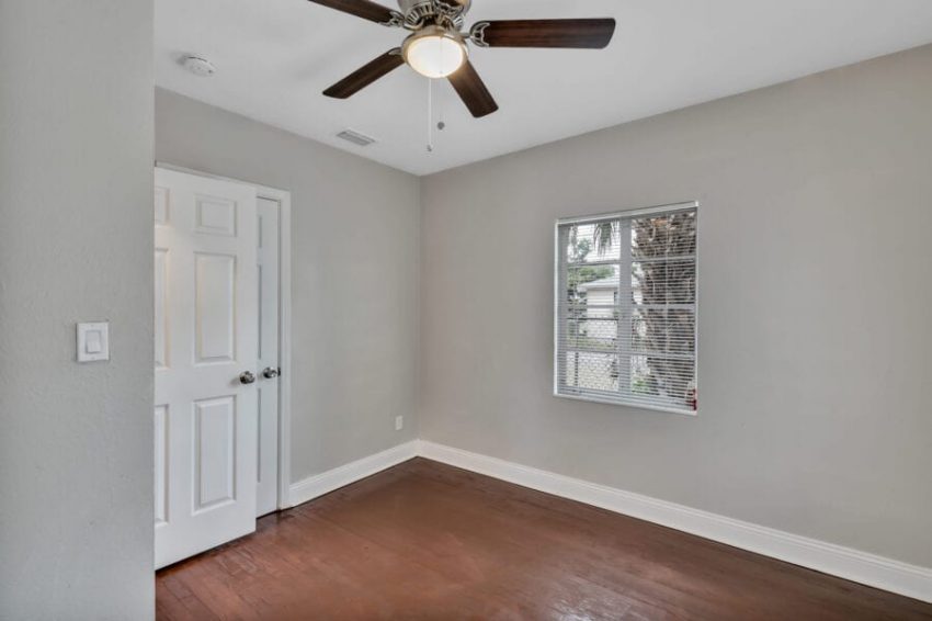 1827 20th St. S Saint Petersburg, FL 021
