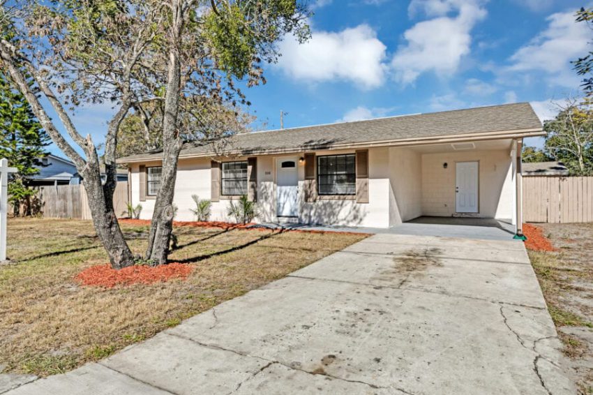 226 E Wilbur Ave 003