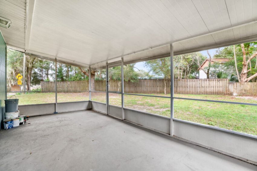 321 Lake Gertie Road-22