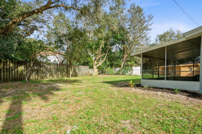 321 Lake Gertie Road-24