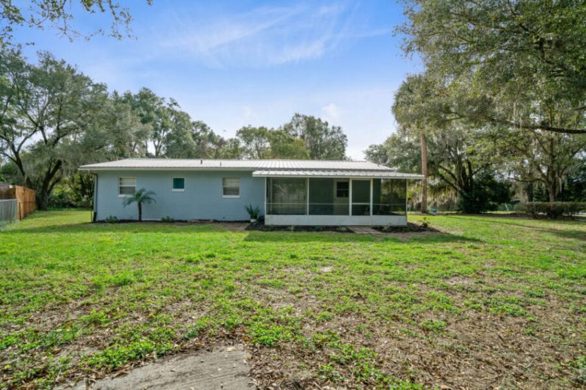 321 Lake Gertie Road-25