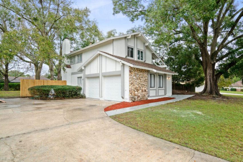 3530 Norwich Ct-1