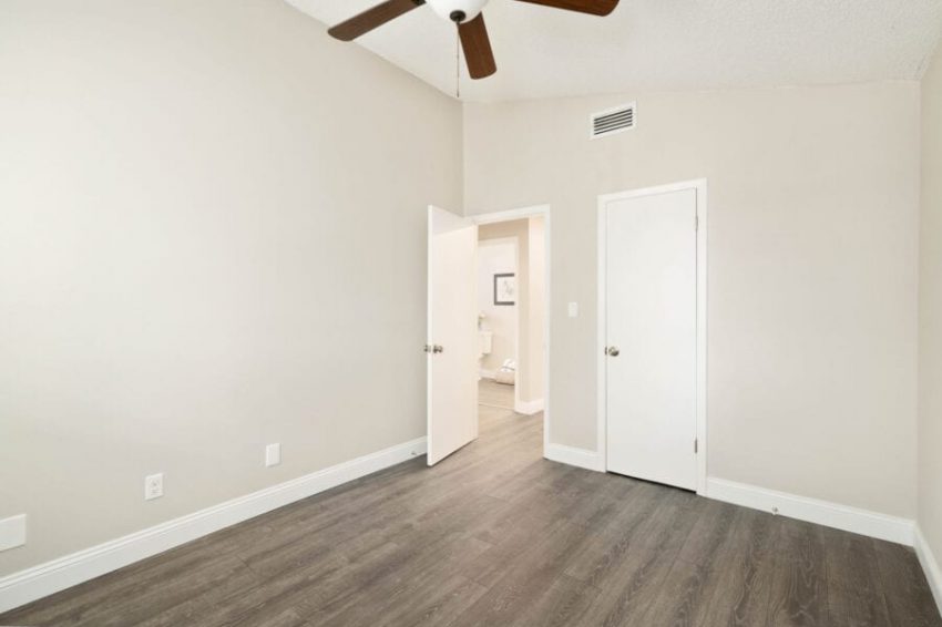 3530 Norwich Ct-22