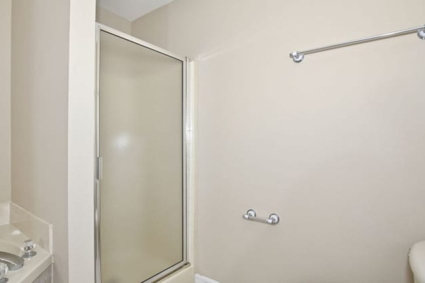 520 W EUCLID AVE, DELAND, FL 32720 18