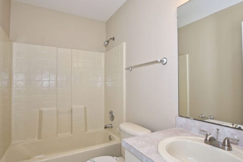520 W EUCLID AVE, DELAND, FL 32720 5