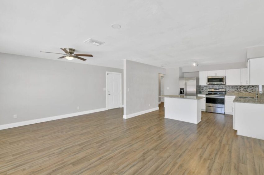 631 Galvin Dr, Lakeland, FL 010