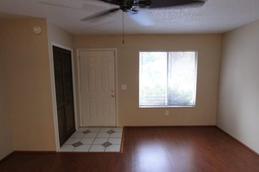 649 E Rosewood LN, Tavares, FL, 32778 3