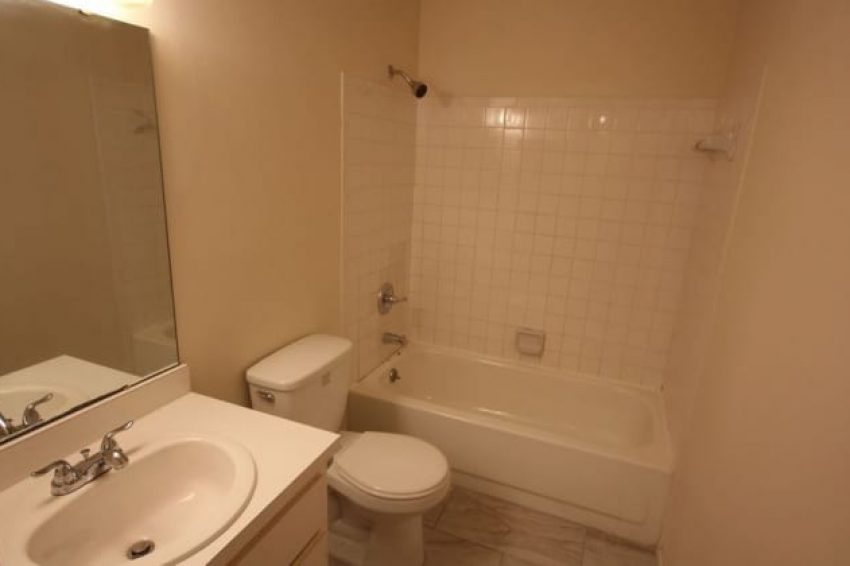 820 Rosewood LN, Tavares, FL, 32778 8