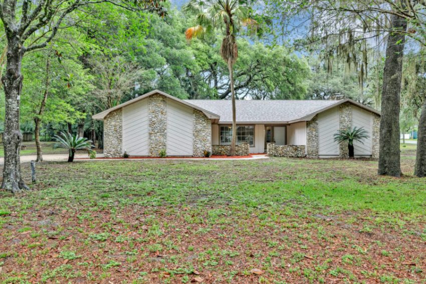 1001 Timber Lane 003
