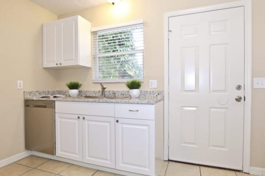 1090 East Voorhis - 10