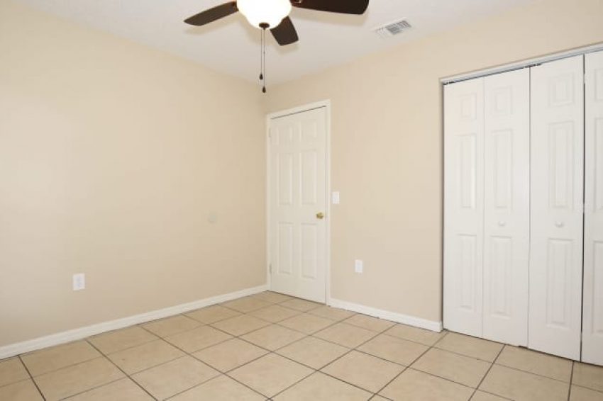 1090 East Voorhis - 7