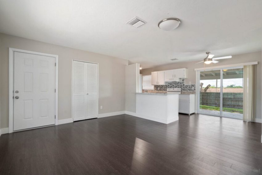 1232 Whitewood Dr-5