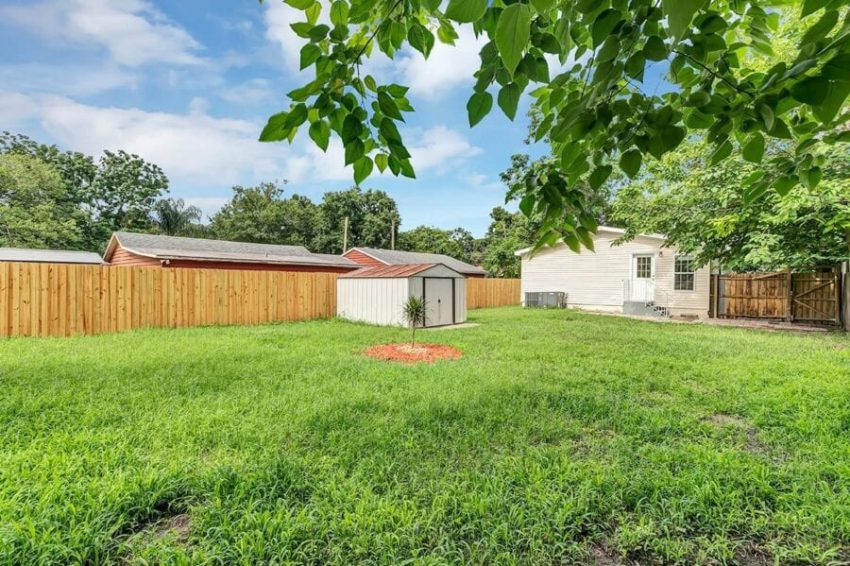 1305 Groveland Ave, Orlando, FL 32806 10