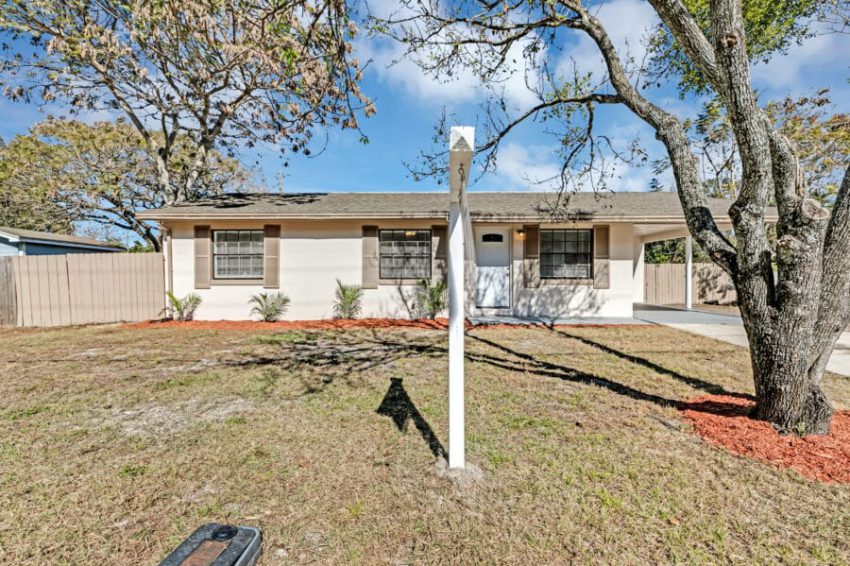 226 E Wilbur Ave 002