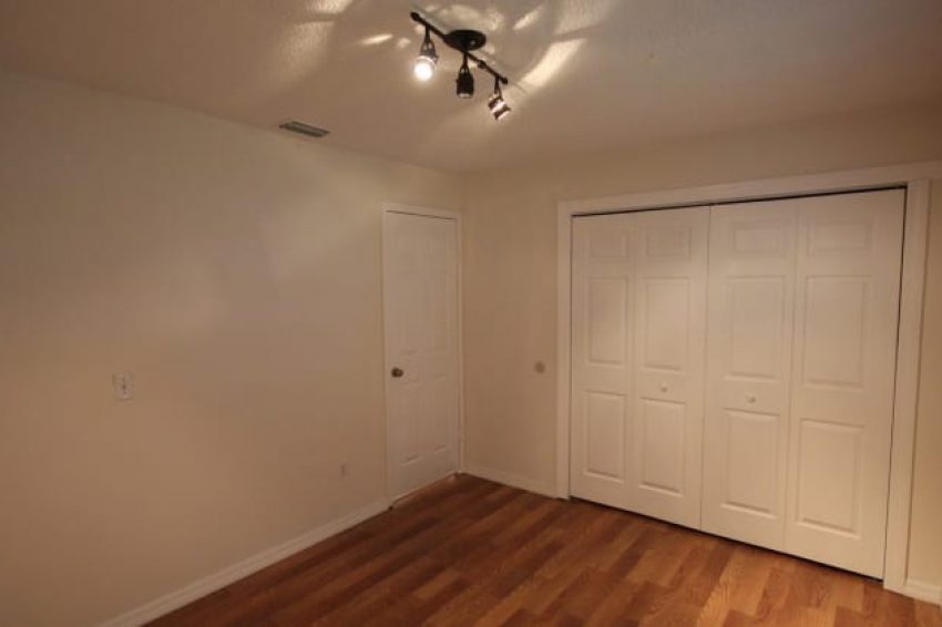 516 W Garrison Ave,Deland, FL 32720 7