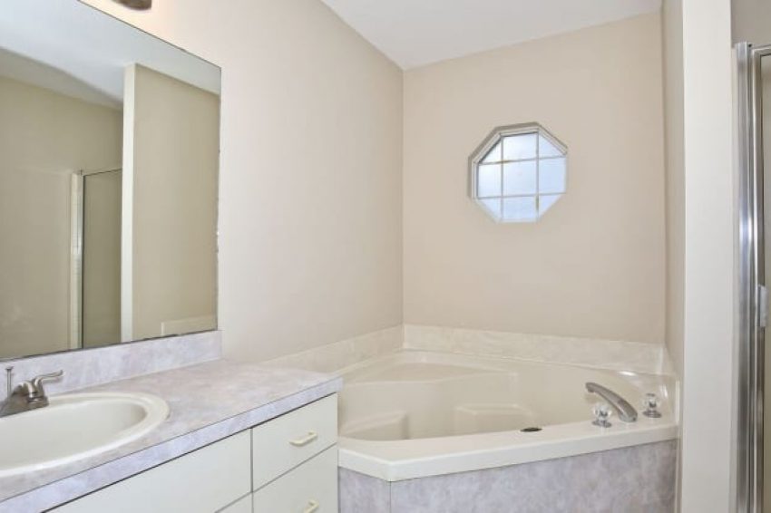 520 W EUCLID AVE, DELAND, FL 32720 17