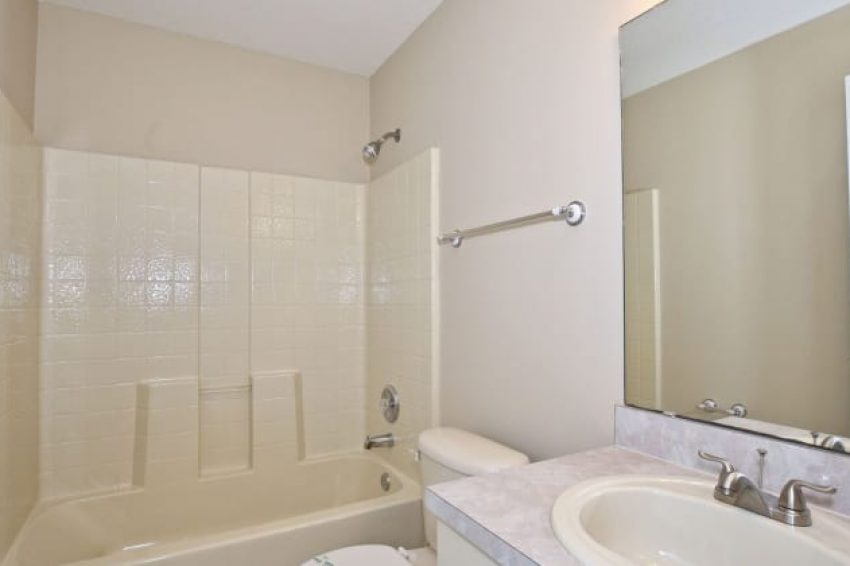 520 W EUCLID AVE, DELAND, FL 32720 5