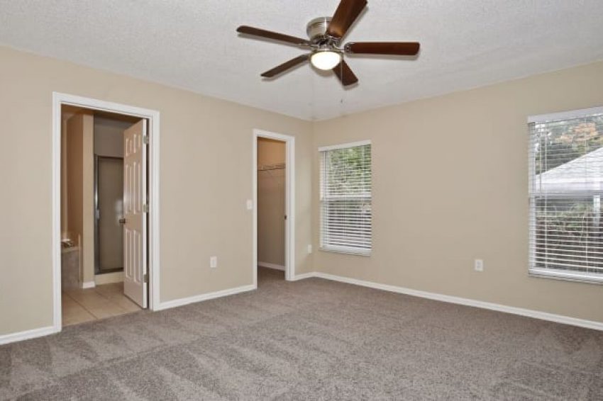 520 W EUCLID AVE, DELAND, FL 32720 7