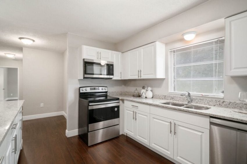 5717 West Dr-11
