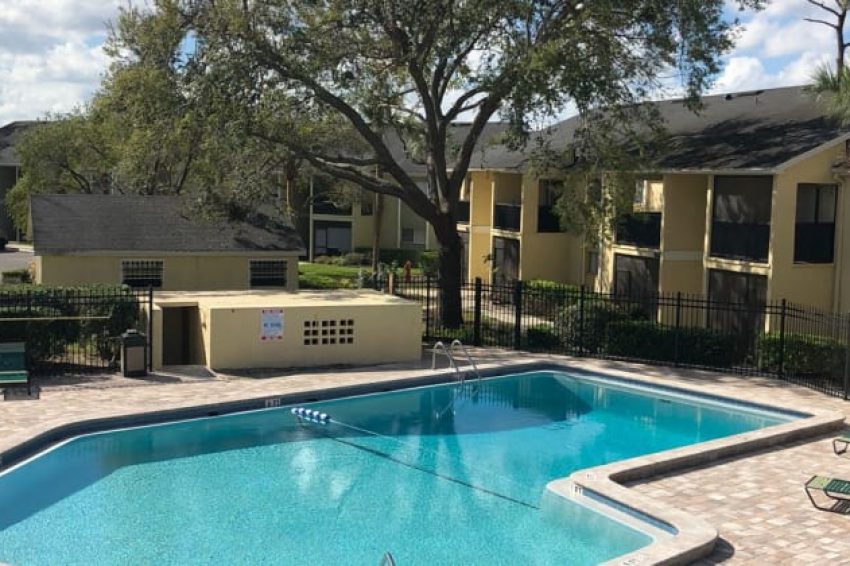 942 LAKE DESTINY RD - 9